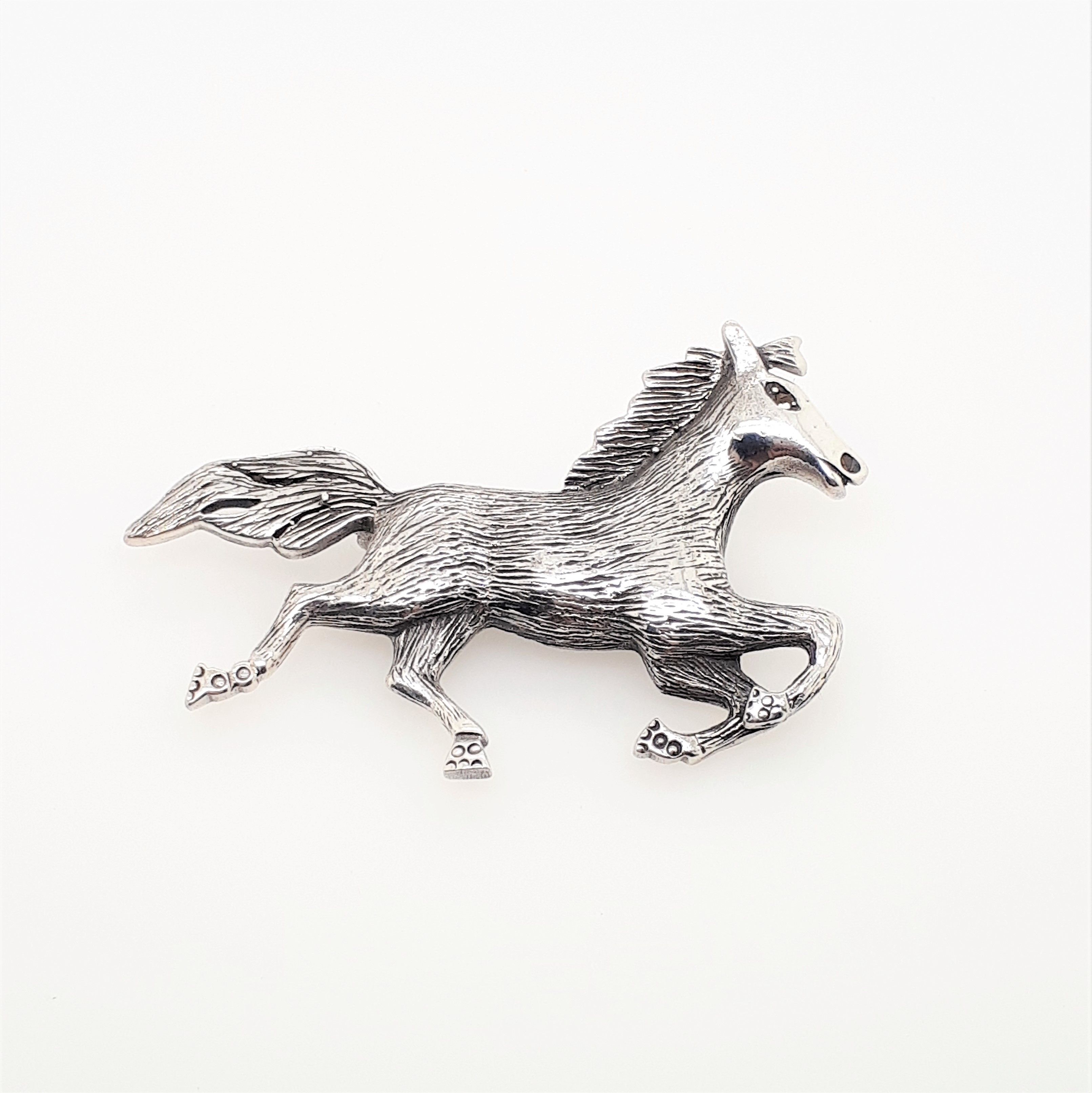 HORSE BROOCH