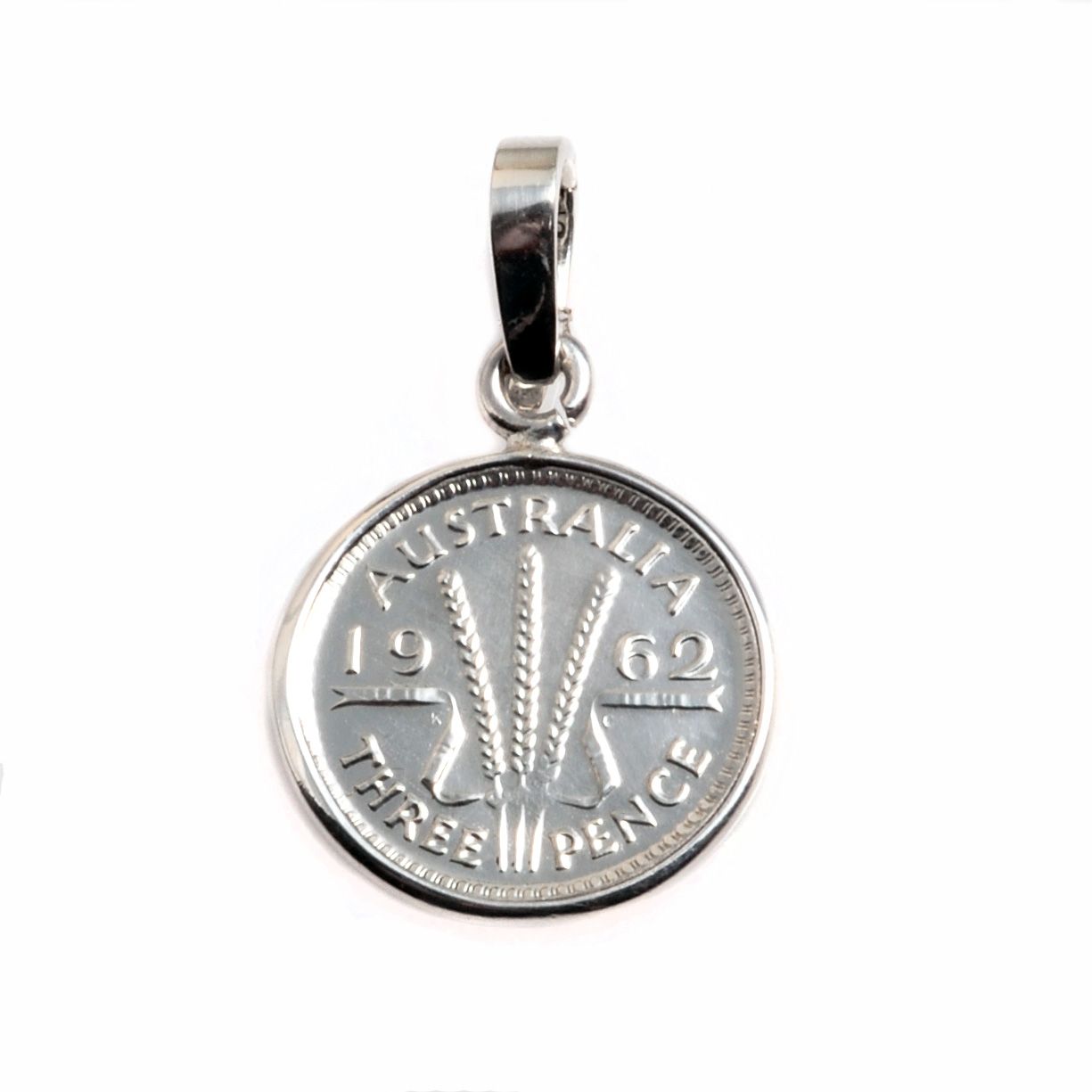 PENDANT THREEPENCE ENHANCER