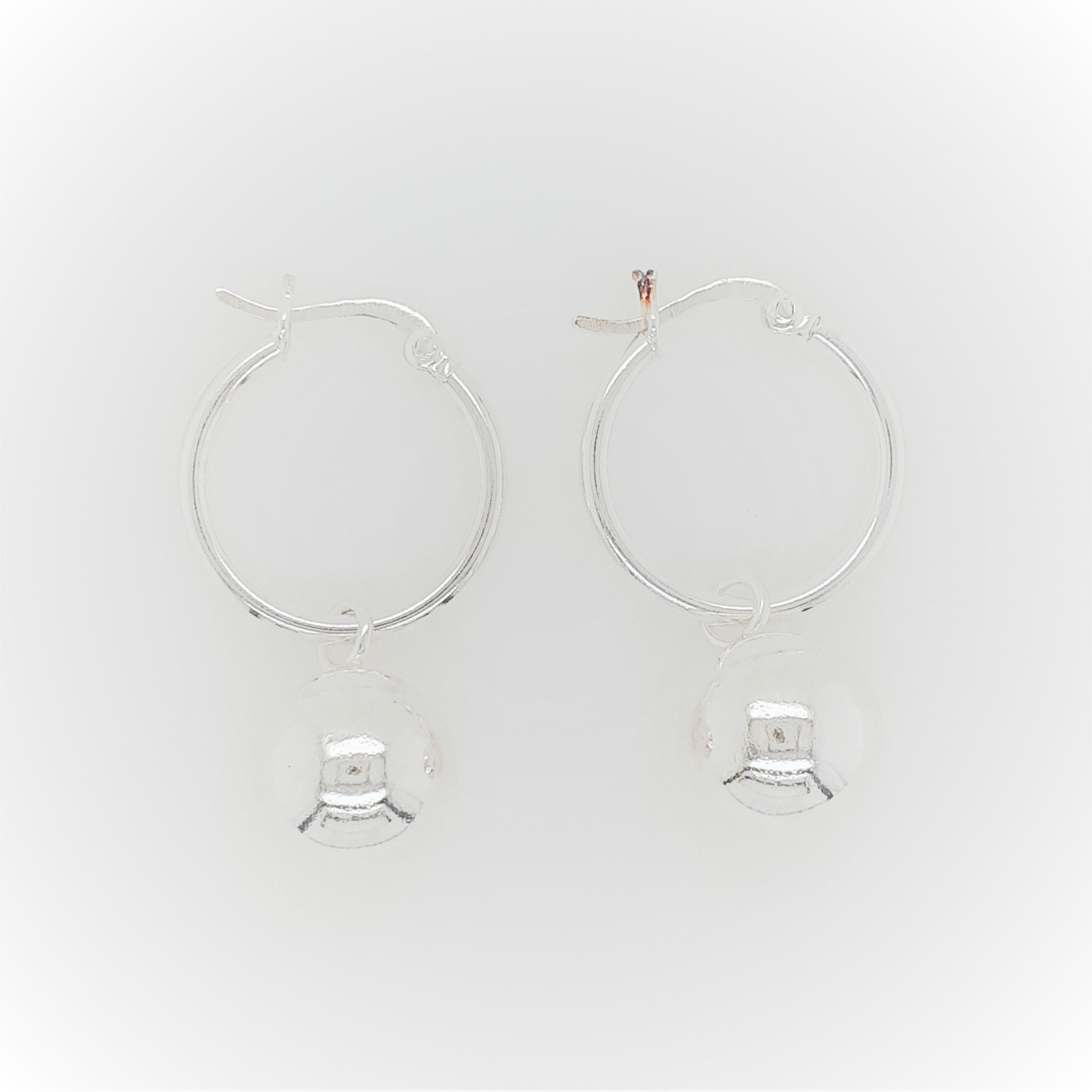 EARRINGS S/S HOOP AND LRG BALL