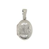 LOCKET S/S OVAL ENGRAVED